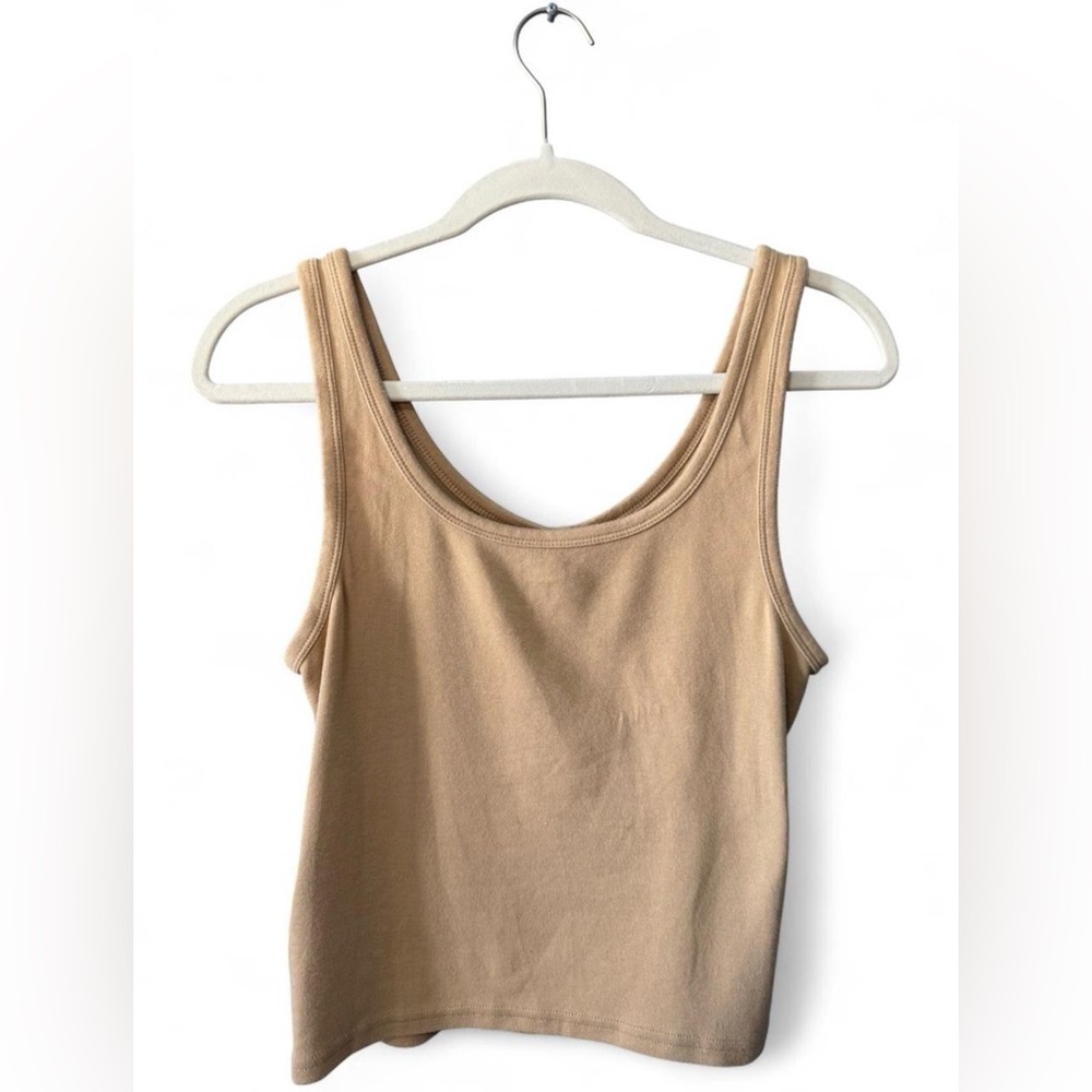 GAP Tan Button-Front Ribbed Tank Top - Picture 5 of 7
